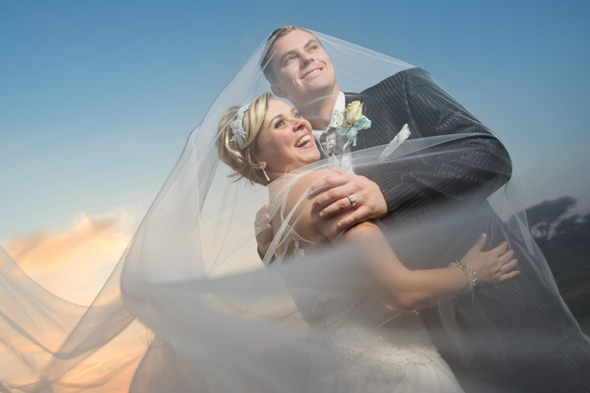 Lucinda du Toit_Wally & Luzandri_6841cropL