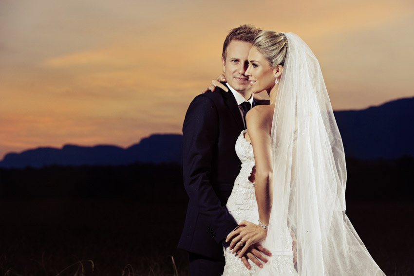 Lucinda du Toit_Neil & Lana_1739VT